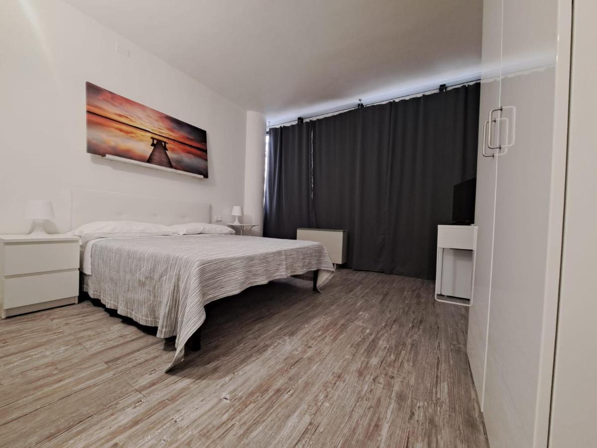 Residence Ferrucci ปาล์มเดดเซิร์ท ภายนอก รูปภาพ